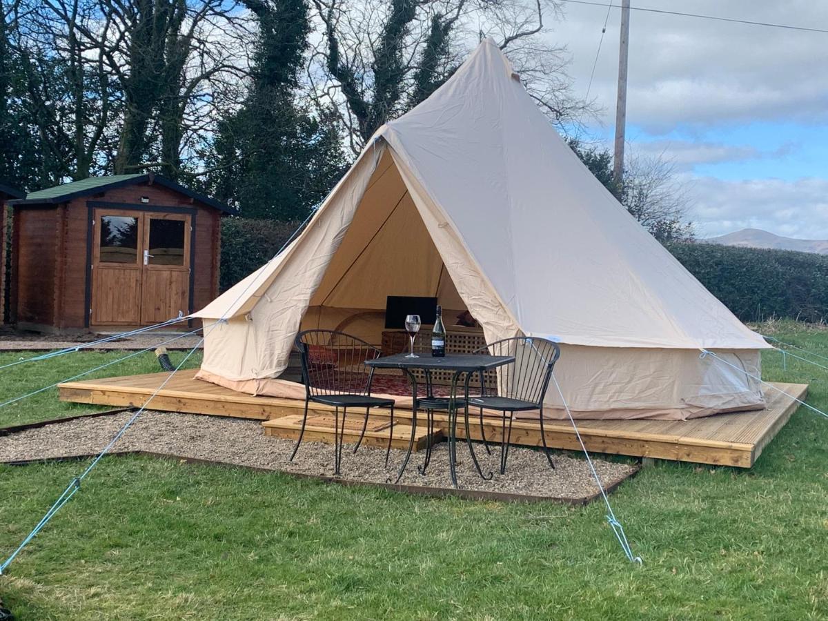 Готель Roslin Glamping Екстер'єр фото