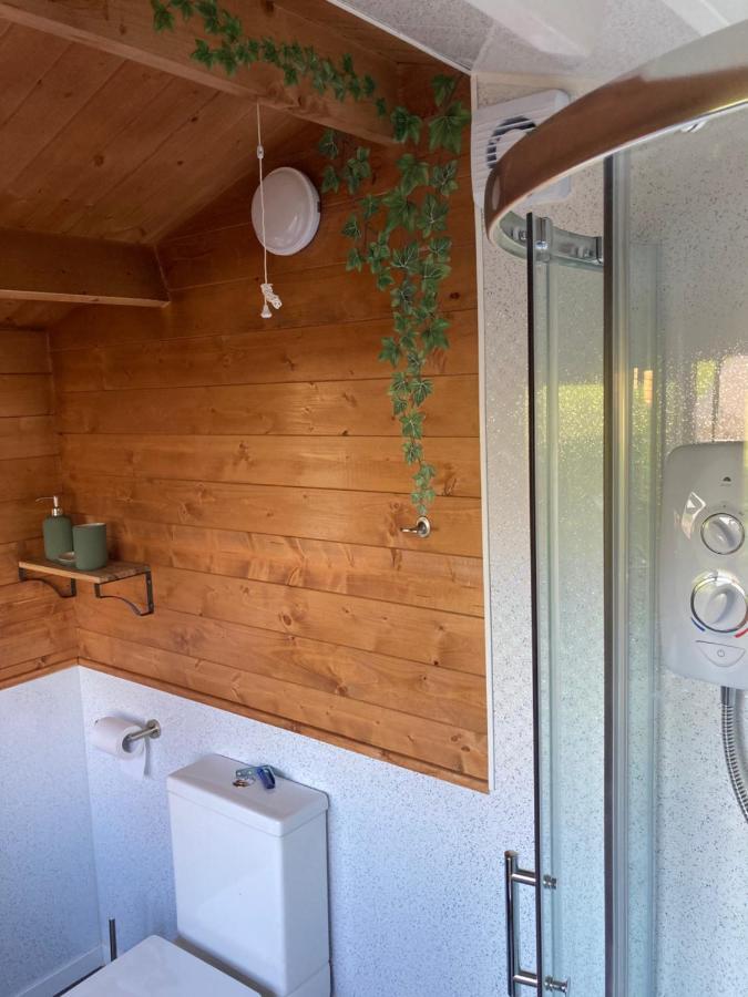 Готель Roslin Glamping Екстер'єр фото
